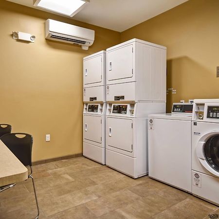 Glendale Fairfield Inn & Suites By Marriott Milwaukee North מראה חיצוני תמונה